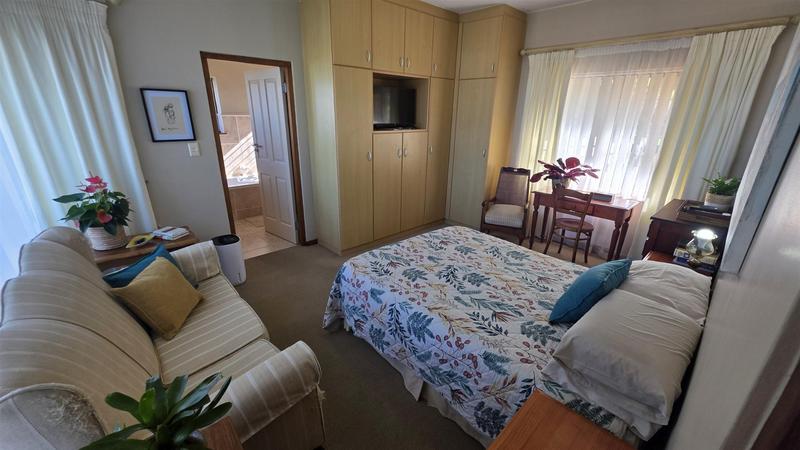 3 Bedroom Property for Sale in Glentana Western Cape